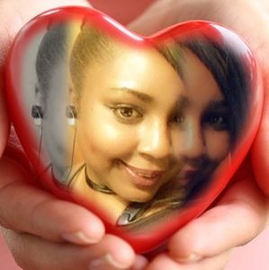 Meet your Posher, Kandi